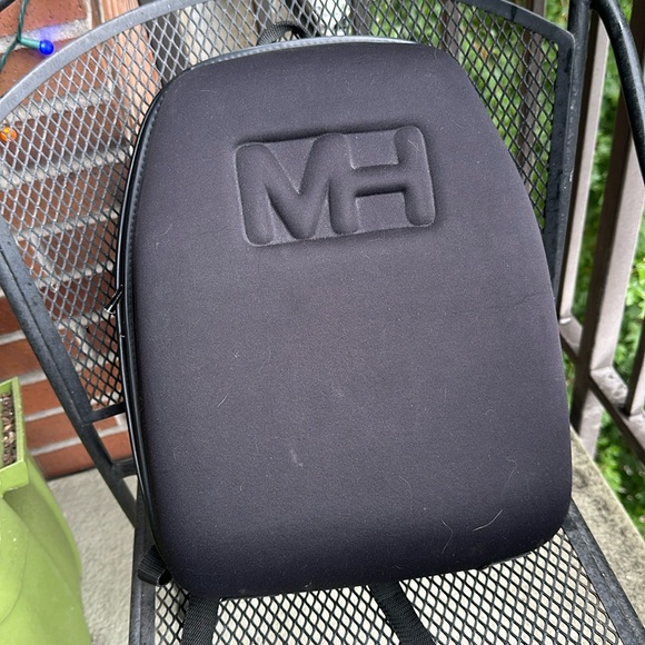Makiu Hasuike backpack, made in Italy. Simple form, no dents or tears. - Picture 1 of 4